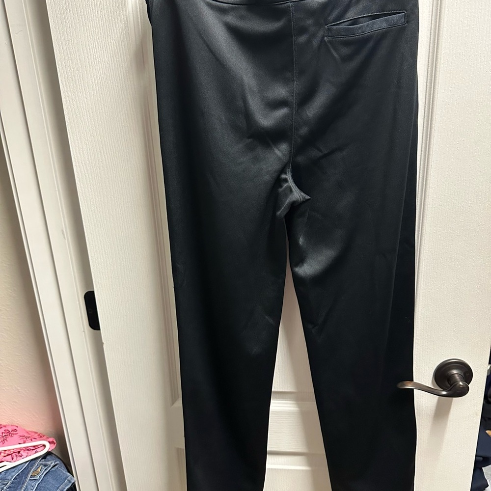 Under Armour Black Performance Pants YXL/ NWT604 - Picture 3 of 3